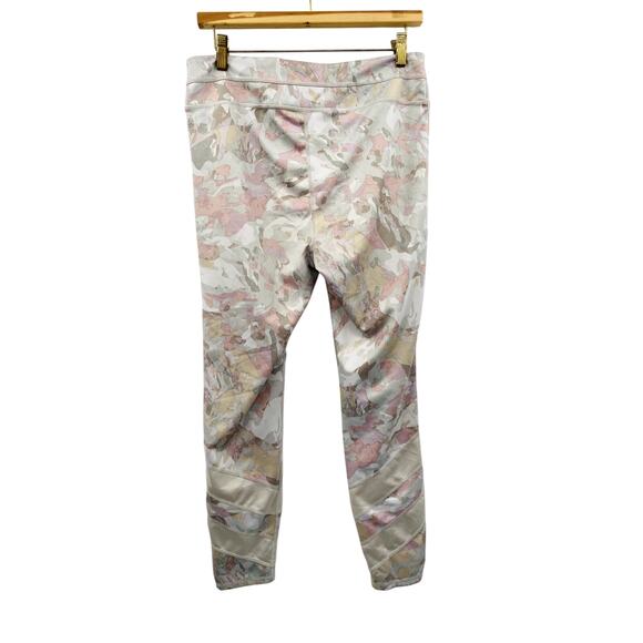 Free People Movement Daybreak Light Camo Drawstring Legging - Picture 3 of 4